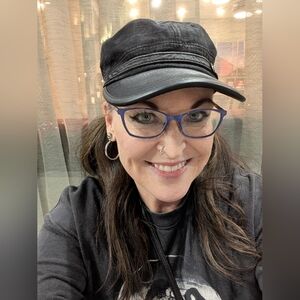 Meet your Posher, Jill